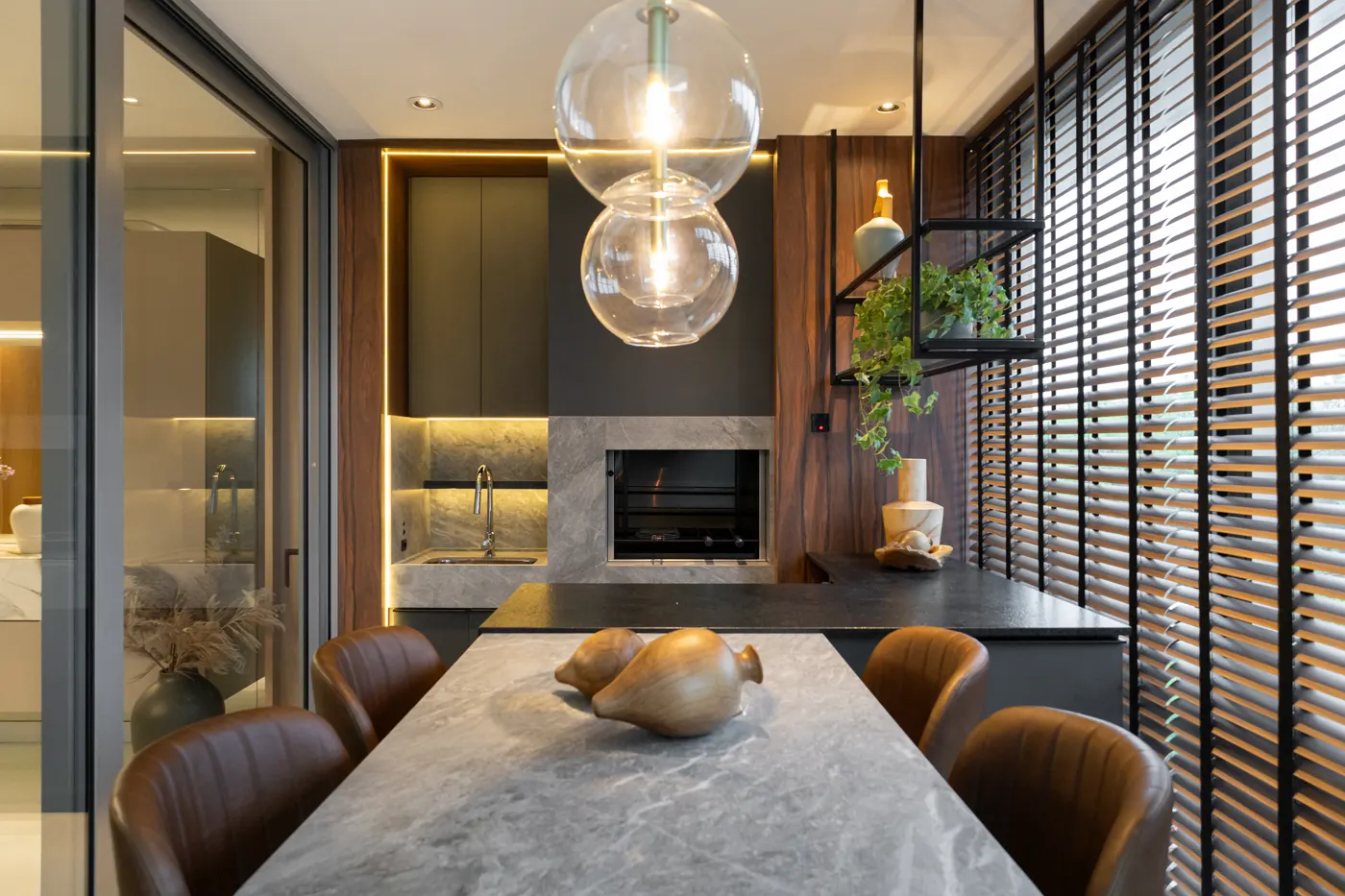 Varanda gourmet com lareira do Apartamento 601